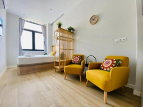 Cabanyal Room 1 - Beachside Charm & Design